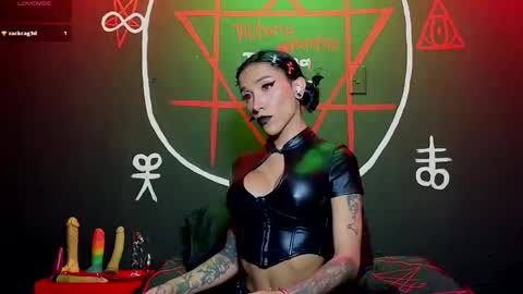 Snapshot of victoriavampire666 chatting on 09.19.25 Victoria Vampire online show from 09.19.25