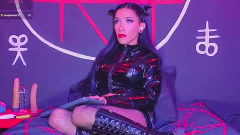 Snapshot of victoriavampire666 chatting on 09.21.25 Victoria Vampire online show from 09.21.25