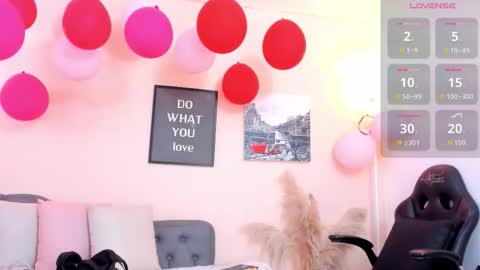 Snapshot of victoriazans chatting on 02.14.26 Victoriazans online show from 02.14.26