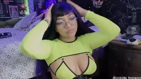 victoriia_thompson online show from 07.12.26