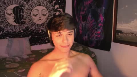 Victorino Jhonson online show from 03.07.25