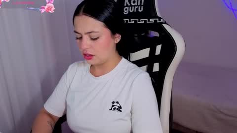 Snapshot of victoryyy__ chatting on 02.06.26 V I C T O R I A online show from 02.06.26