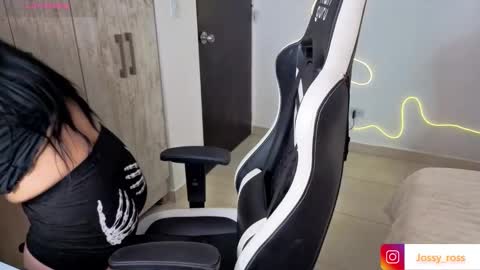 Snapshot of victoryyy__ chatting on 02.26.26 V I C T O R I A online show from 02.26.26