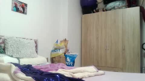 Snapshot of vigond2 chatting on 12.02.24 vigond2 online show from 12.02.24