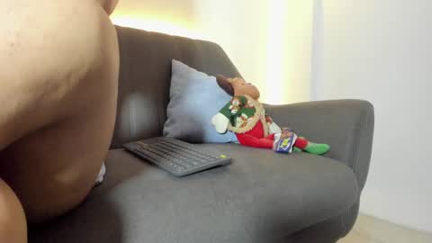 Victoria Strong online show from 12.05.24