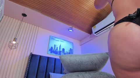 Viiolett online show from 02.14.26