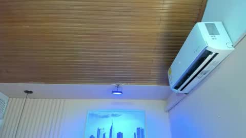 Viiolett online show from 03.27.26