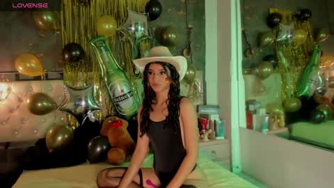 Violet online show from 09.29.25