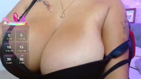 viioleta online show from 10.28.25