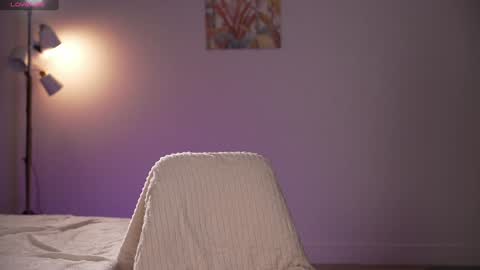 vika54784 online show from 11.13.25