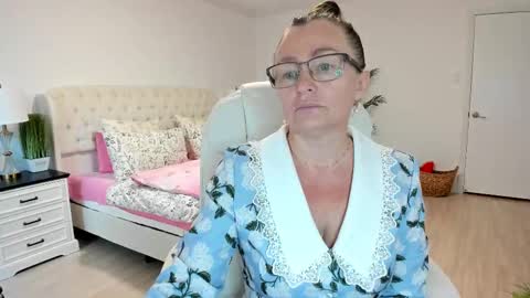 Ukrainian-woman online show from 10.03.25
