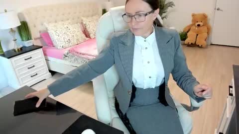 Ukrainian-woman online show from 10.19.25
