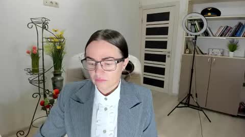 Ukrainian-woman online show from 12.18.25