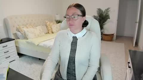 Ukrainian-woman online show from 05.17.26