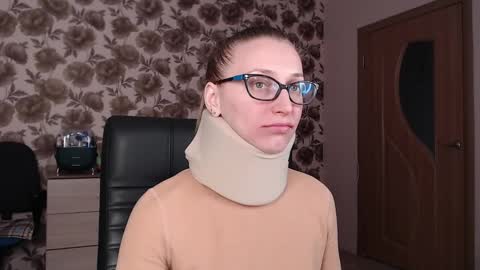 Snapshot of vikaericka chatting on 01.19.25 Vika online show from 01.19.25