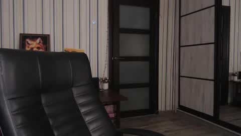 Snapshot of vikaericka chatting on 02.19.26 Vika online show from 02.19.26