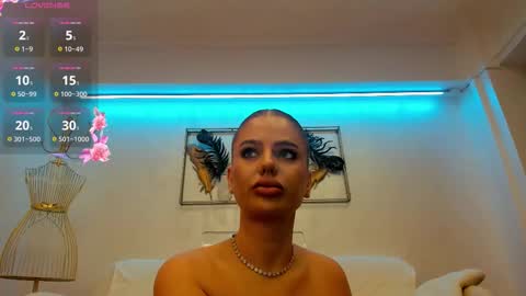 vikafever online show from 10.26.25