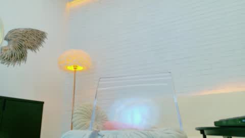 vikafever online show from 11.12.25