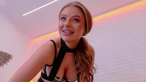 vikafever online show from 12.04.25