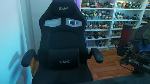 Snapshot of vikingcock__ chatting on 02.19.26 vikingc0ck online show from 02.19.26