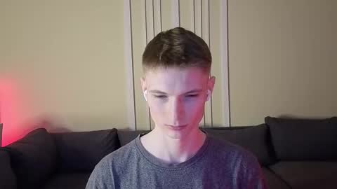 Max online show from 02.08.26