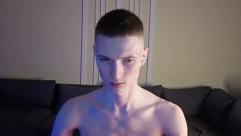 Max online show from 04.08.26