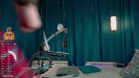 Snapshot of viktor_secret chatting on 04.15.26 fansly VITEKsecret online show from 04.15.26