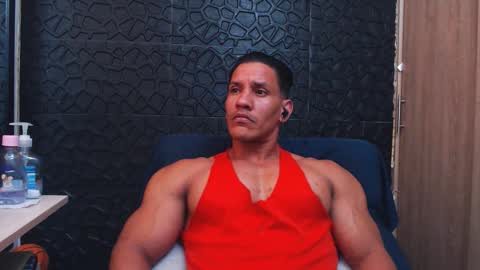 Viktor Herrera online show from 11.25.25