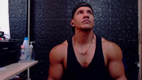 Viktor Herrera online show from 02.13.26