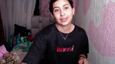 Snapshot of viktoria_heart chatting on 11.28.25 viktoria_heart online show from 11.28.25