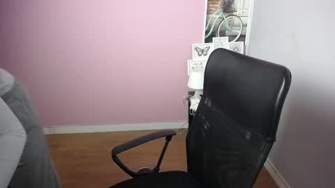 viktoria_lovely online show from 12.20.24