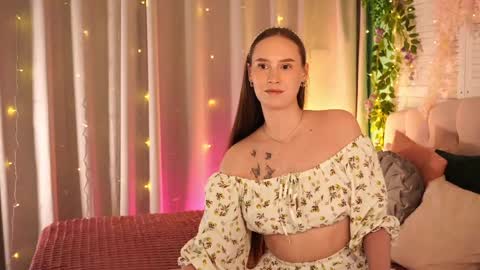 Snapshot of vimilka chatting on 04.07.26 Vi online show from 04.07.26