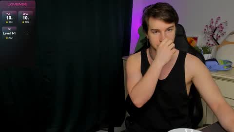 Vincent Strong online show from 11.01.25