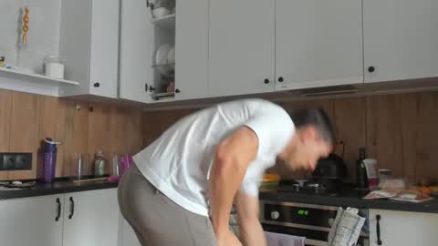 Vincent.  uncut 18cm online show from 02.14.25