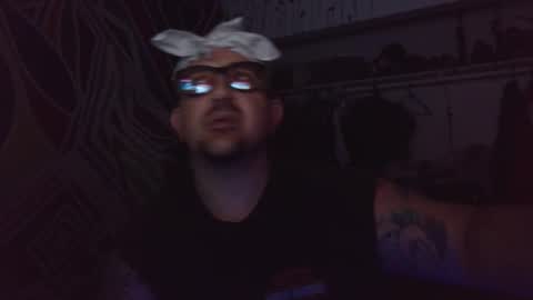 onlyhaveeyes4u online show from 10.17.25