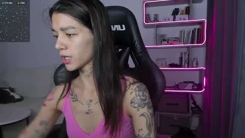 vinkitinkii online show from 12.04.24