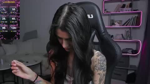 vinkitinkii online show from 02.17.25