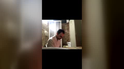 Snapshot of vinmin90 chatting on 12.01.25 Zenith online show from 12.01.25