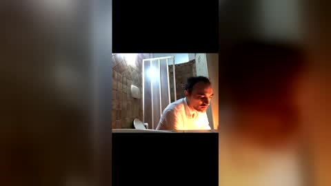 Snapshot of vinmin90 chatting on 12.15.25 Zenith online show from 12.15.25