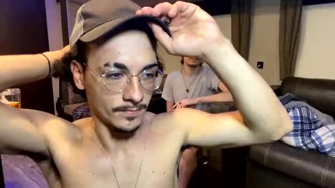 Snapshot of vinsmoke_sanji2020 chatting on 12.17.24 Sanji online show from 12.17.24