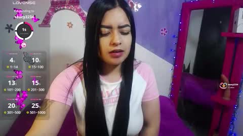 Snapshot of vio_let_ chatting on 01.16.26 Daniela online show from 01.16.26