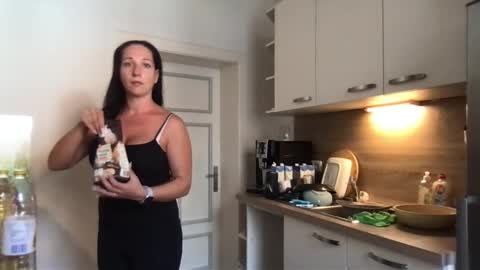 Snapshot of viola_beck chatting on 09.20.25 Vio online show from 09.20.25