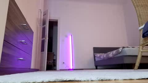 Snapshot of violahoney chatting on 12.01.24 Viola online show from 12.01.24