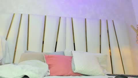 violeet_gray online show from 05.24.26