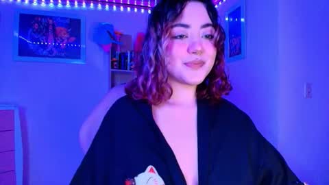 violet online show from 11.23.25