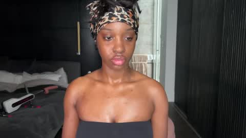 Fantasy Black Girl online show from 05.12.26