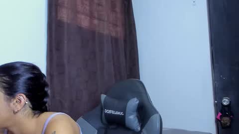 Violet and Myers online show from 12.16.25