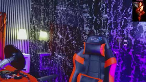 Snapshot of violet_bdsm chatting on 03.17.26 Violet online show from 03.17.26