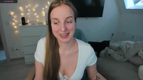 Violet online show from 03.27.26