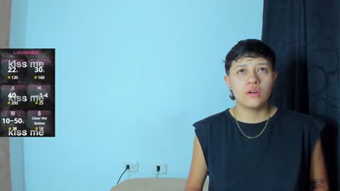 Violet and Casper online show from 12.10.24